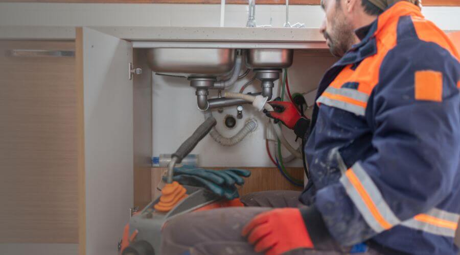 Professional slab leak plumber services in New Middletown, IN